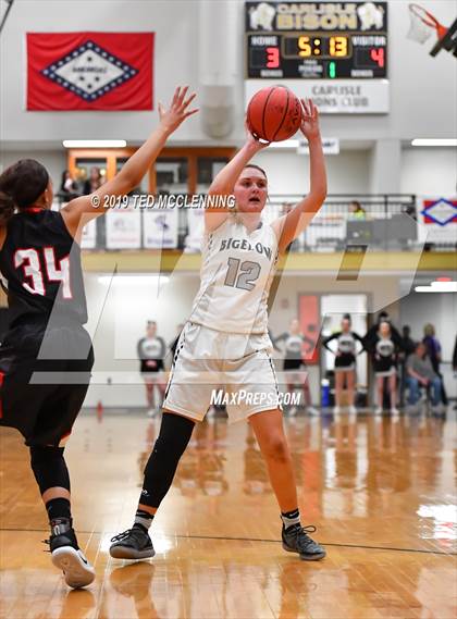 Thumbnail 1 in Bigelow vs. Murfreesboro (AAA 2A State Playoff) photogallery.