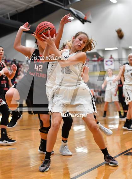 Thumbnail 2 in Bigelow vs. Murfreesboro (AAA 2A State Playoff) photogallery.