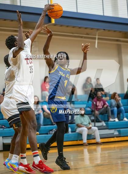 Thumbnail 3 in New Life Christian Academy @ Trinity Christian photogallery.