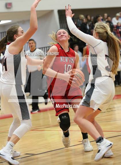 Thumbnail 2 in Bunker Hill vs. Newton-Conover photogallery.