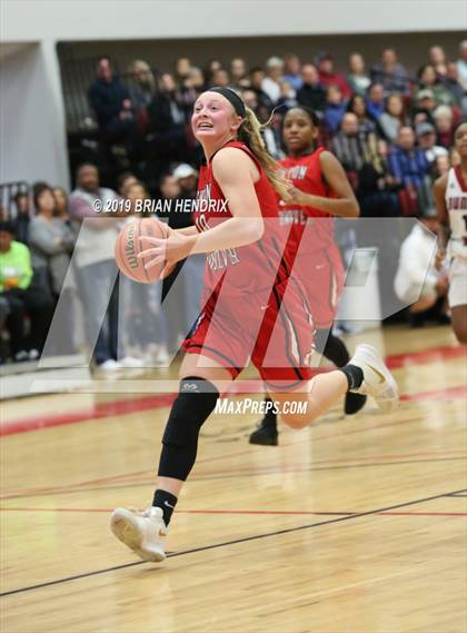 Thumbnail 2 in Bunker Hill vs. Newton-Conover photogallery.