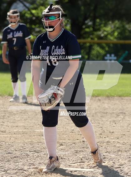 Thumbnail 3 in Lowell Catholic vs Pentucket Regional (MIAA Division 3 Round of 32) photogallery.