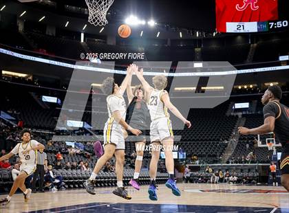 Thumbnail 3 in Crespi vs. Bishop Alemany (Trinity Mission League Showcase) photogallery.