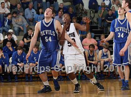Thumbnail 3 in Fulton vs Unicoi County (Substate AA Region 2) photogallery.