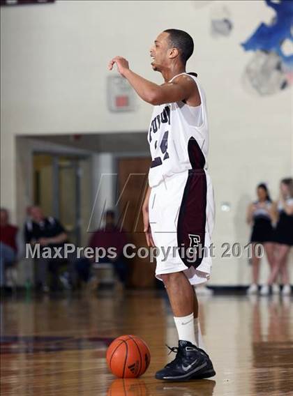 Thumbnail 2 in Fulton vs Unicoi County (Substate AA Region 2) photogallery.