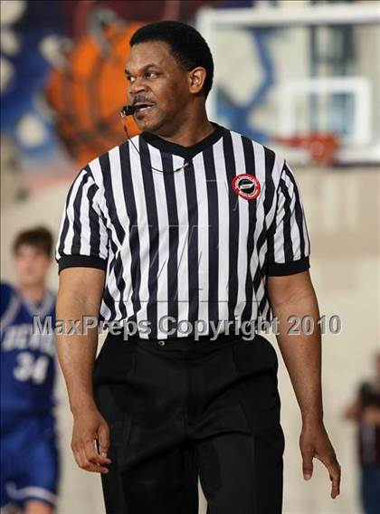 Thumbnail 2 in Fulton vs Unicoi County (Substate AA Region 2) photogallery.