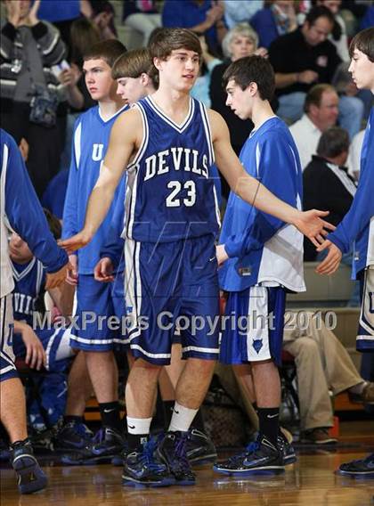 Thumbnail 2 in Fulton vs Unicoi County (Substate AA Region 2) photogallery.