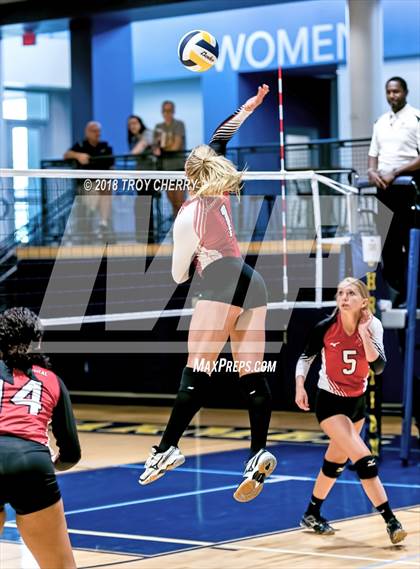 Thumbnail 2 in Carmel Christian vs Covenant Classical  photogallery.