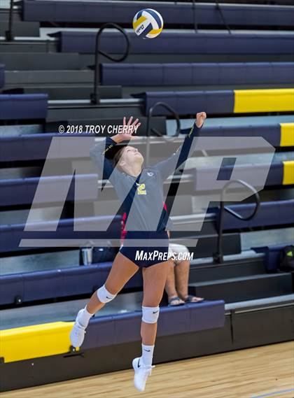 Thumbnail 2 in Carmel Christian vs Covenant Classical  photogallery.