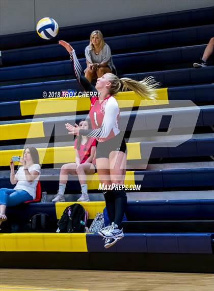 Thumbnail 2 in Carmel Christian vs Covenant Classical  photogallery.