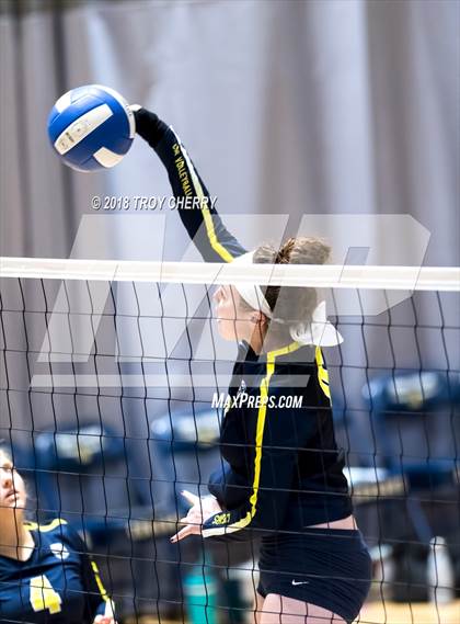 Thumbnail 3 in Carmel Christian vs Covenant Classical  photogallery.