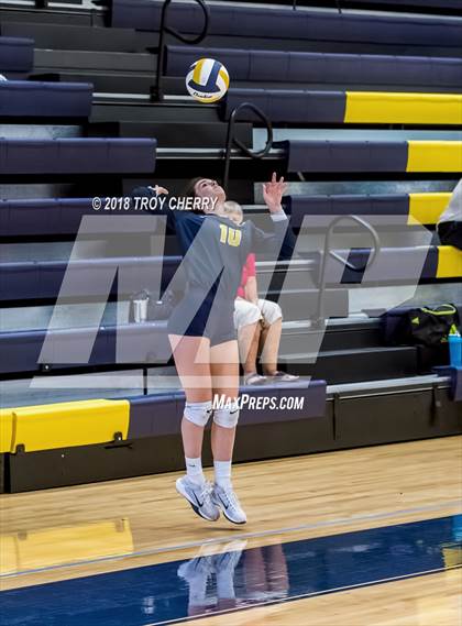 Thumbnail 2 in Carmel Christian vs Covenant Classical  photogallery.