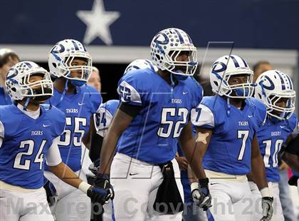 Thumbnail 1 in Cameron Yoe vs. Daingerfield (UIL 2A Division 1 Final) photogallery.