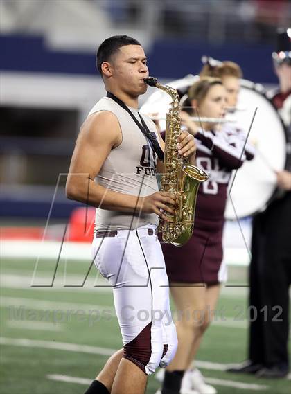 Thumbnail 3 in Cameron Yoe vs. Daingerfield (UIL 2A Division 1 Final) photogallery.