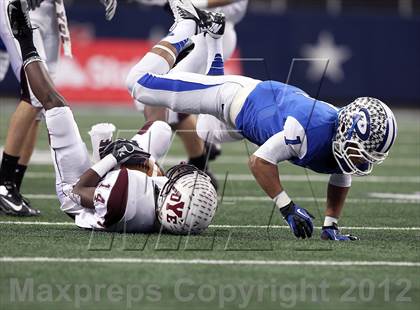 Thumbnail 1 in Cameron Yoe vs. Daingerfield (UIL 2A Division 1 Final) photogallery.