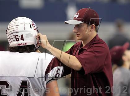 Thumbnail 2 in Cameron Yoe vs. Daingerfield (UIL 2A Division 1 Final) photogallery.