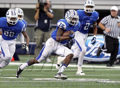 Thumbnail 3 in Cameron Yoe vs. Daingerfield (UIL 2A Division 1 Final) photogallery.