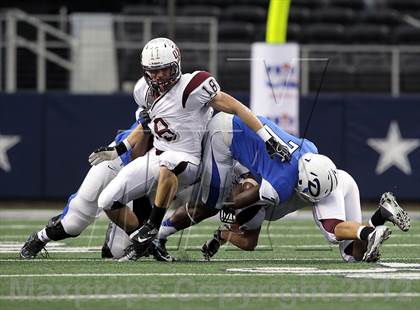 Thumbnail 2 in Cameron Yoe vs. Daingerfield (UIL 2A Division 1 Final) photogallery.
