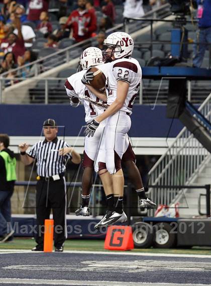 Thumbnail 3 in Cameron Yoe vs. Daingerfield (UIL 2A Division 1 Final) photogallery.