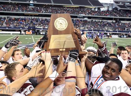 Thumbnail 1 in Cameron Yoe vs. Daingerfield (UIL 2A Division 1 Final) photogallery.