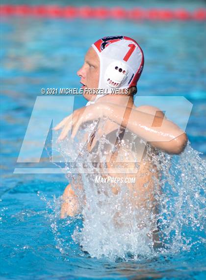Thumbnail 2 in Santa Fe Christian vs. Oceanside (CIF San Diego Section D3 Quarterfinal) photogallery.