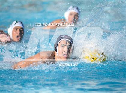 Thumbnail 3 in Santa Fe Christian vs. Oceanside (CIF San Diego Section D3 Quarterfinal) photogallery.