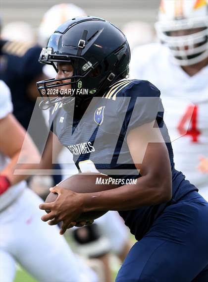 Thumbnail 3 in Chattanooga Prep vs Sequoyah (Blue Cross Bowl) photogallery.
