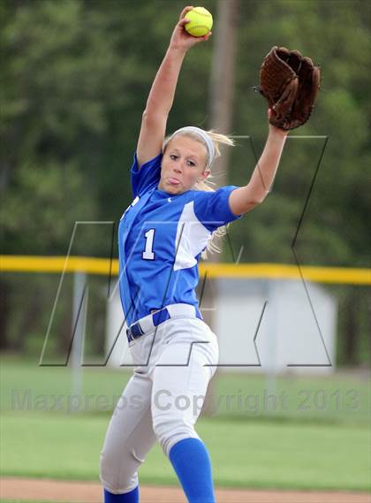 Thumbnail 3 in Southington @ Farmington photogallery.