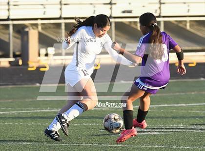 Thumbnail 2 in North Canyon vs. Sierra Linda (JV) photogallery.