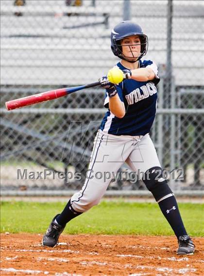 Thumbnail 2 in Tomball Memorial vs Dayton (Fort Bend Christian Classic) photogallery.