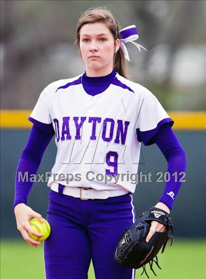 Thumbnail 2 in Tomball Memorial vs Dayton (Fort Bend Christian Classic) photogallery.