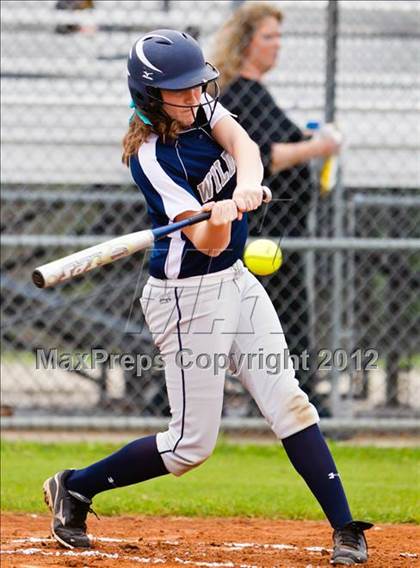 Thumbnail 1 in Tomball Memorial vs Dayton (Fort Bend Christian Classic) photogallery.