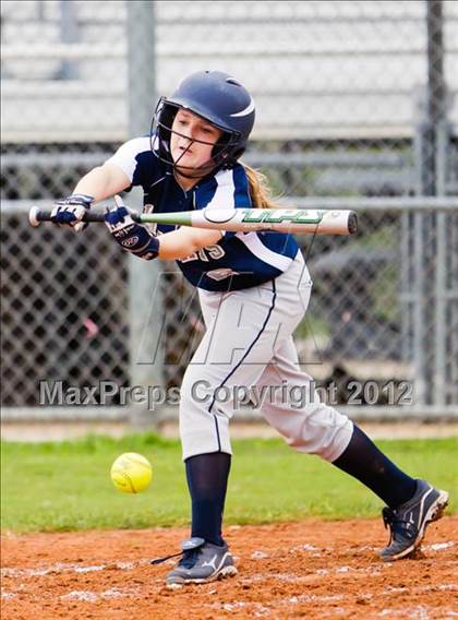 Thumbnail 2 in Tomball Memorial vs Dayton (Fort Bend Christian Classic) photogallery.