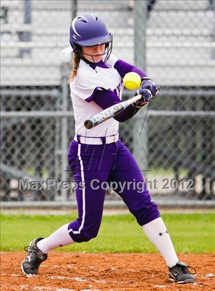Thumbnail 2 in Tomball Memorial vs Dayton (Fort Bend Christian Classic) photogallery.