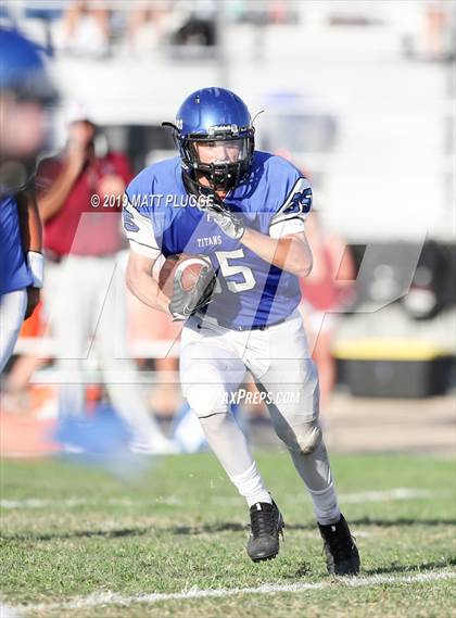 Thumbnail 3 in Frontier vs. Paso Robles photogallery.