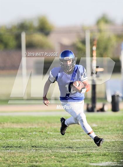 Thumbnail 2 in Frontier vs. Paso Robles photogallery.