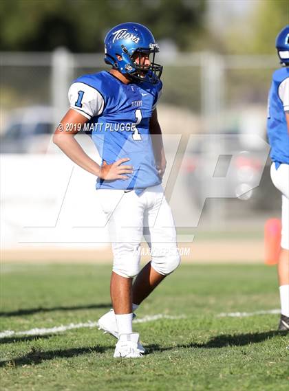 Thumbnail 1 in Frontier vs. Paso Robles photogallery.