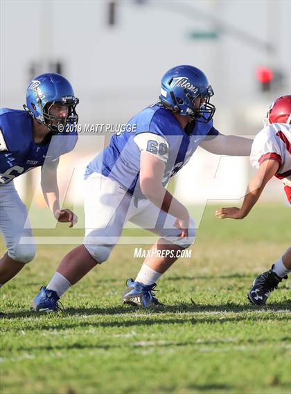 Thumbnail 3 in Frontier vs. Paso Robles photogallery.