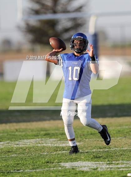 Thumbnail 2 in Frontier vs. Paso Robles photogallery.