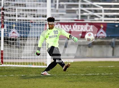 Thumbnail 2 in Broomfield vs. Boulder (CHSAA 5A Final) photogallery.