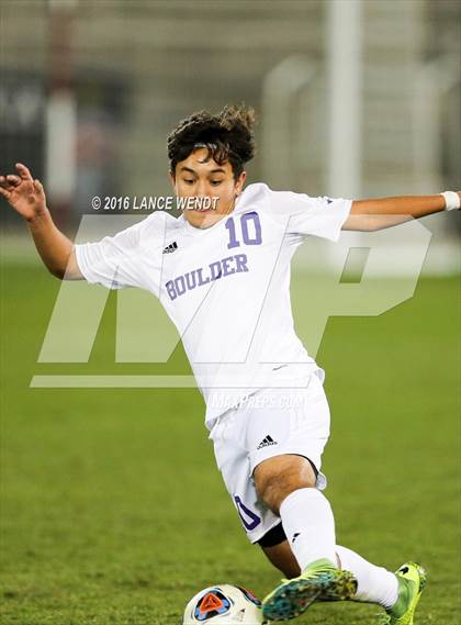 Thumbnail 3 in Broomfield vs. Boulder (CHSAA 5A Final) photogallery.