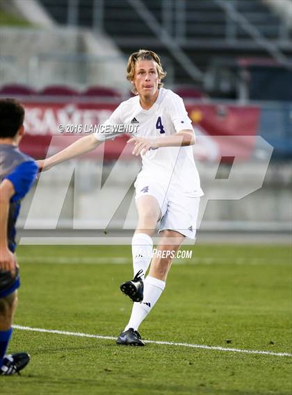 Thumbnail 3 in Broomfield vs. Boulder (CHSAA 5A Final) photogallery.