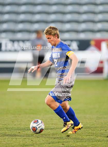 Thumbnail 3 in Broomfield vs. Boulder (CHSAA 5A Final) photogallery.
