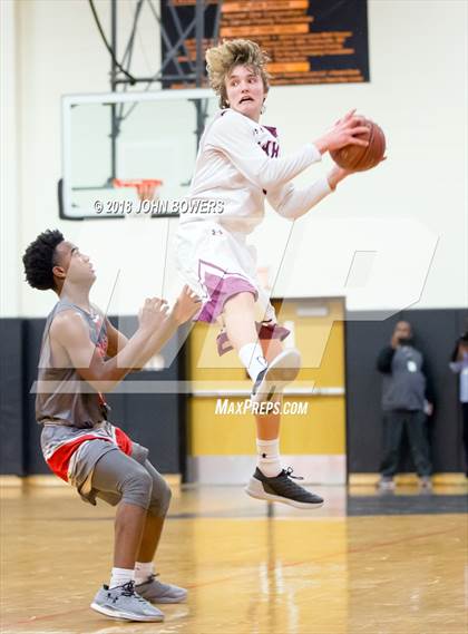 Thumbnail 3 in Dulaney vs. Boy's Latin (Oakland Mills Holiday Tournament) photogallery.