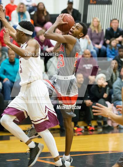 Thumbnail 1 in Dulaney vs. Boy's Latin (Oakland Mills Holiday Tournament) photogallery.