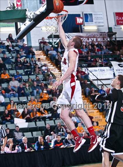 Thumbnail 2 in Mechanicville vs. Tuckahoe (NYSPHSAA Class C Semifinal) photogallery.
