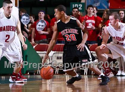 Thumbnail 1 in Mechanicville vs. Tuckahoe (NYSPHSAA Class C Semifinal) photogallery.