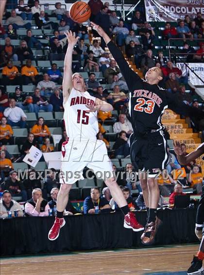 Thumbnail 3 in Mechanicville vs. Tuckahoe (NYSPHSAA Class C Semifinal) photogallery.