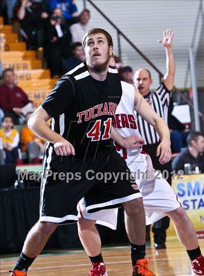 Thumbnail 2 in Mechanicville vs. Tuckahoe (NYSPHSAA Class C Semifinal) photogallery.