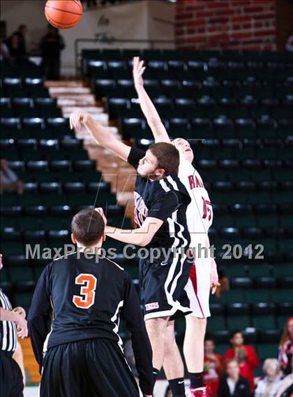 Thumbnail 3 in Mechanicville vs. Tuckahoe (NYSPHSAA Class C Semifinal) photogallery.